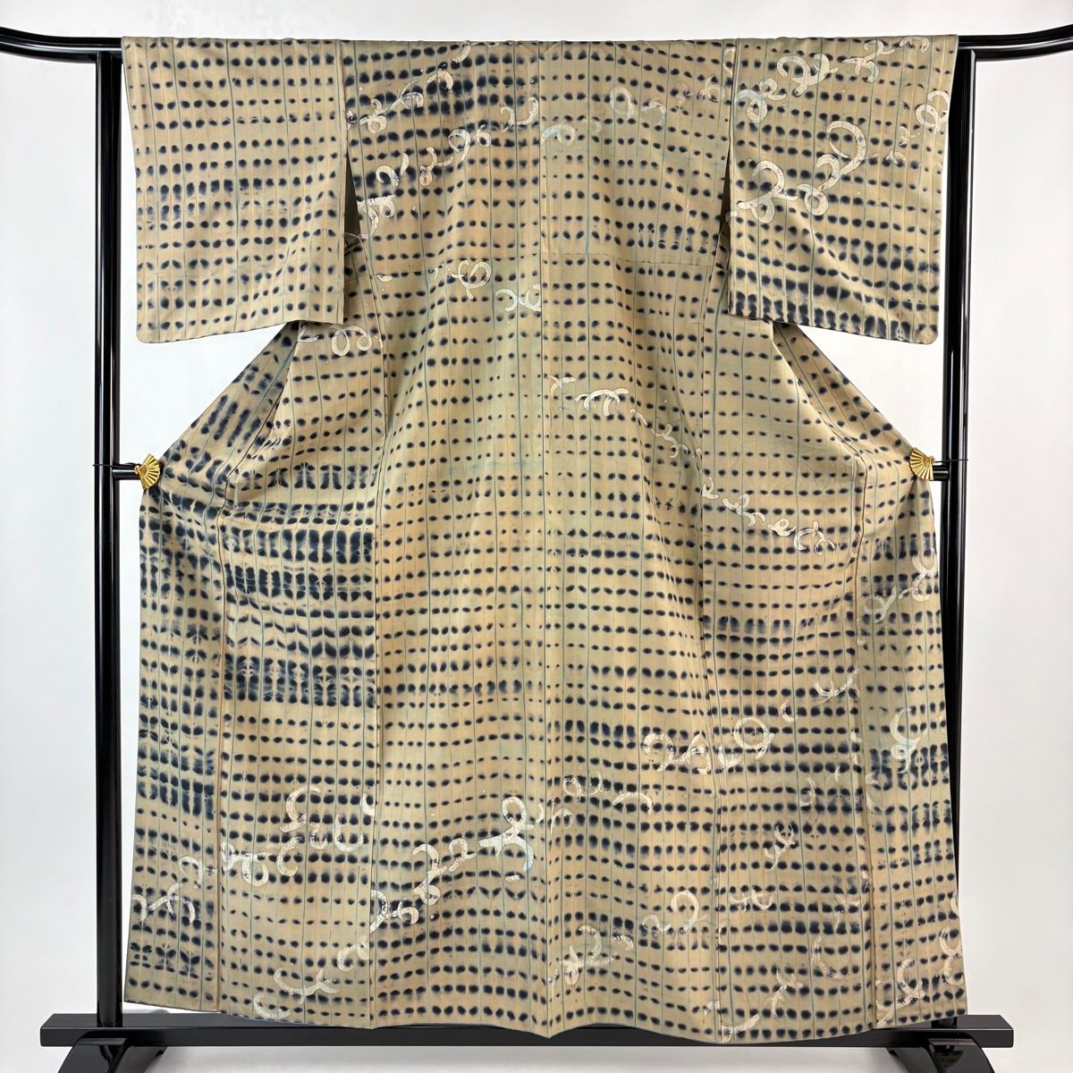 付下げ 身丈159.5cm 裄丈63.5cm S 袷 紬地 幾何学 縦縞 ベージュ 正絹