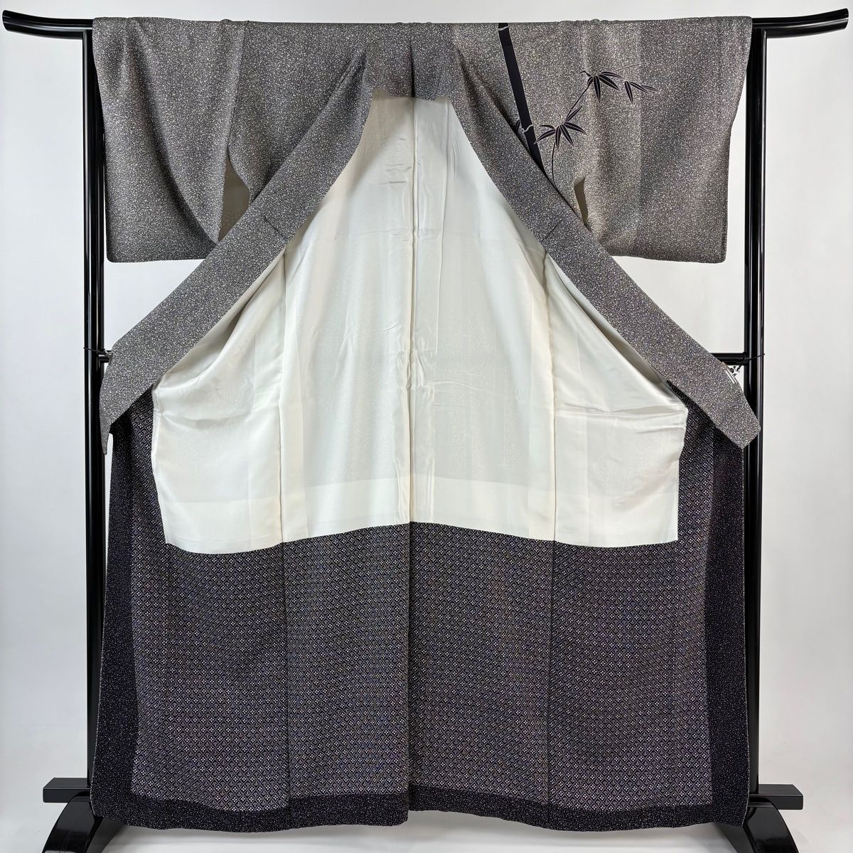 美品】 訪問着 身丈164.5cm 裄丈66.5cm M 袷 川村久太郎 落款 竹 笹 黒