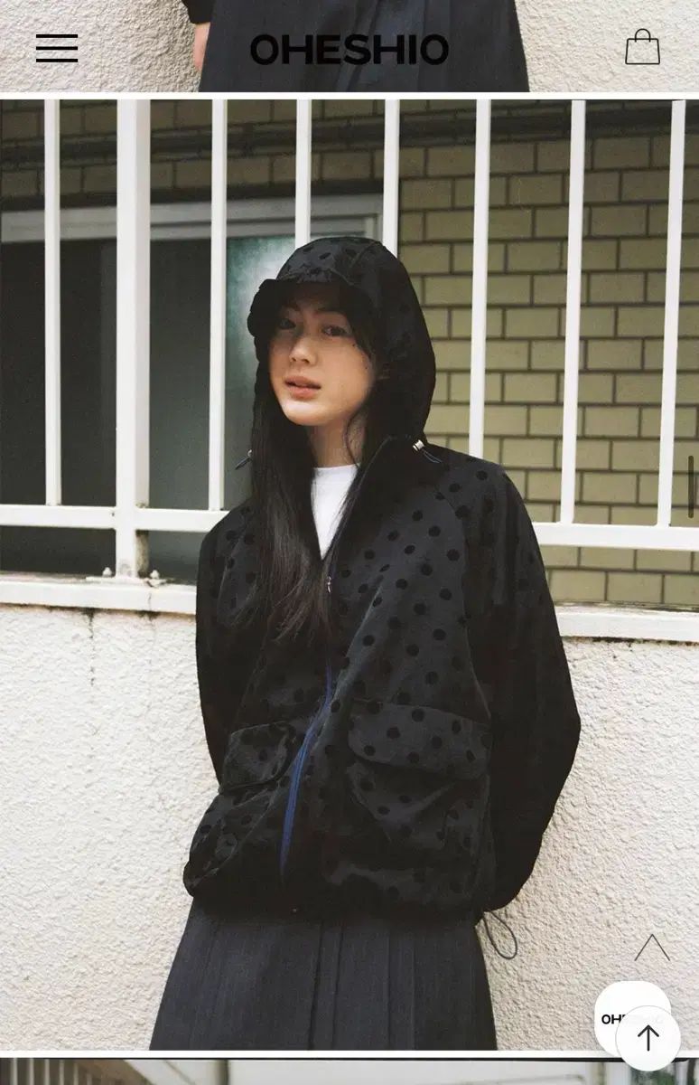オヘシオ dot frill hooded windbreaker jumper - メルカリ