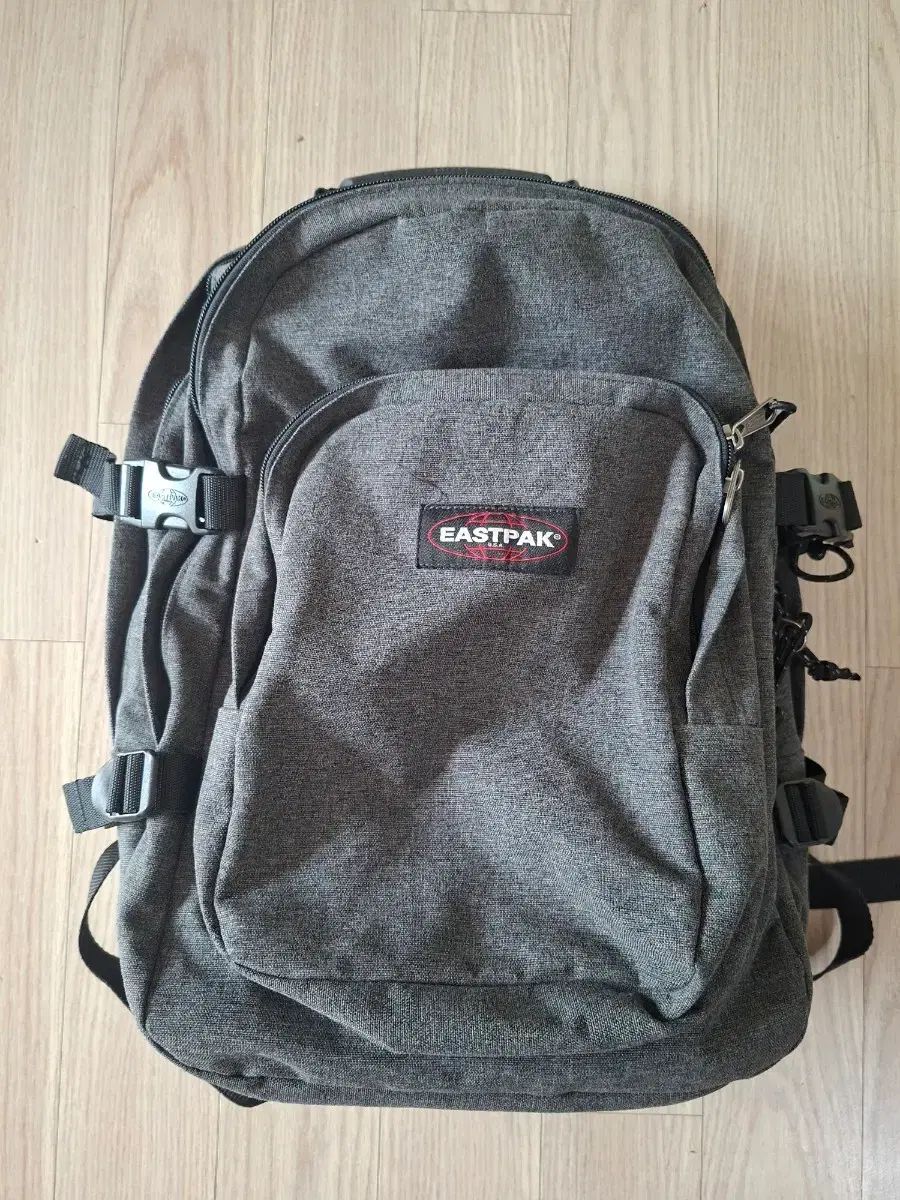EASTPAK(イーストパック) デニム ノートパソコン バッグ
