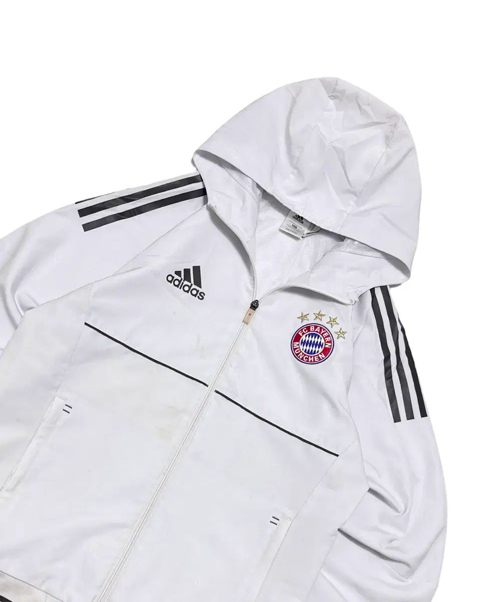 アディダス FCバイエルン・ミュンヘン 白 ウィンドブレーカー
