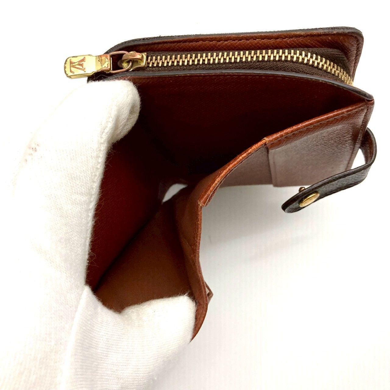 ルイヴィトン 二つ折り財布 コンパクトジップ モノグラム ブラウン