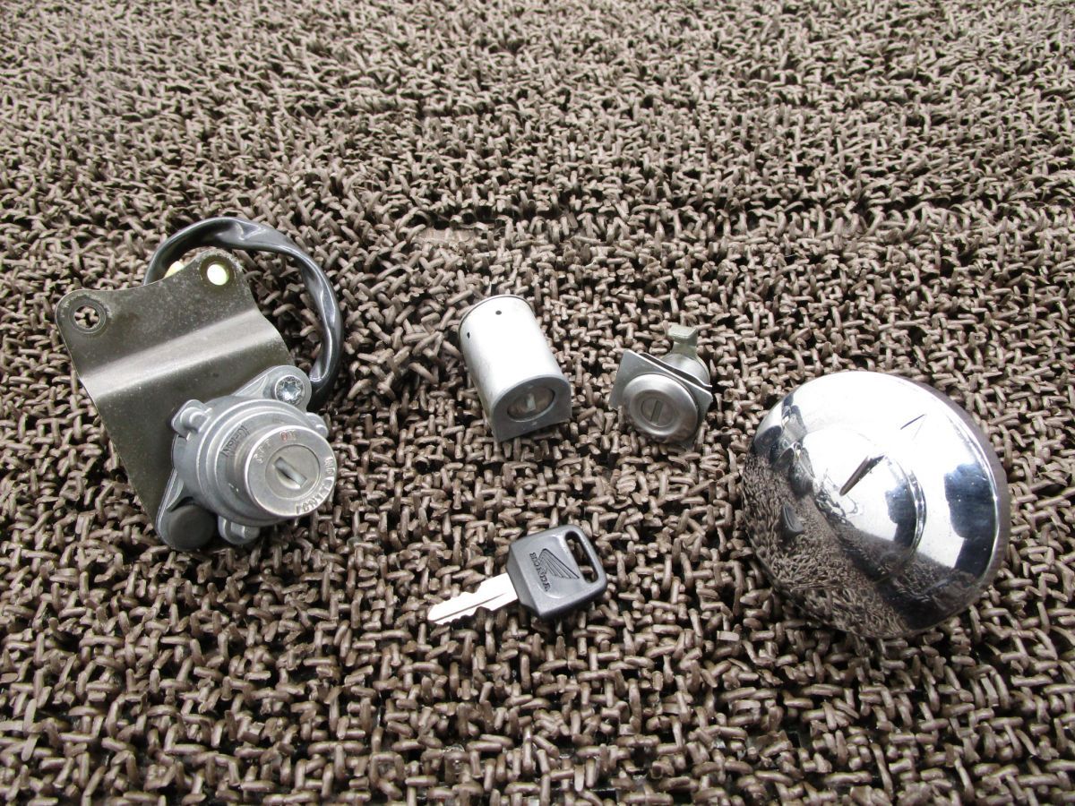 【美品】jumpone ハイサポートブラ 2着セット 34 美品】jumpone セール中 ハイサポートブラ 2着セット 34 JUMPONE