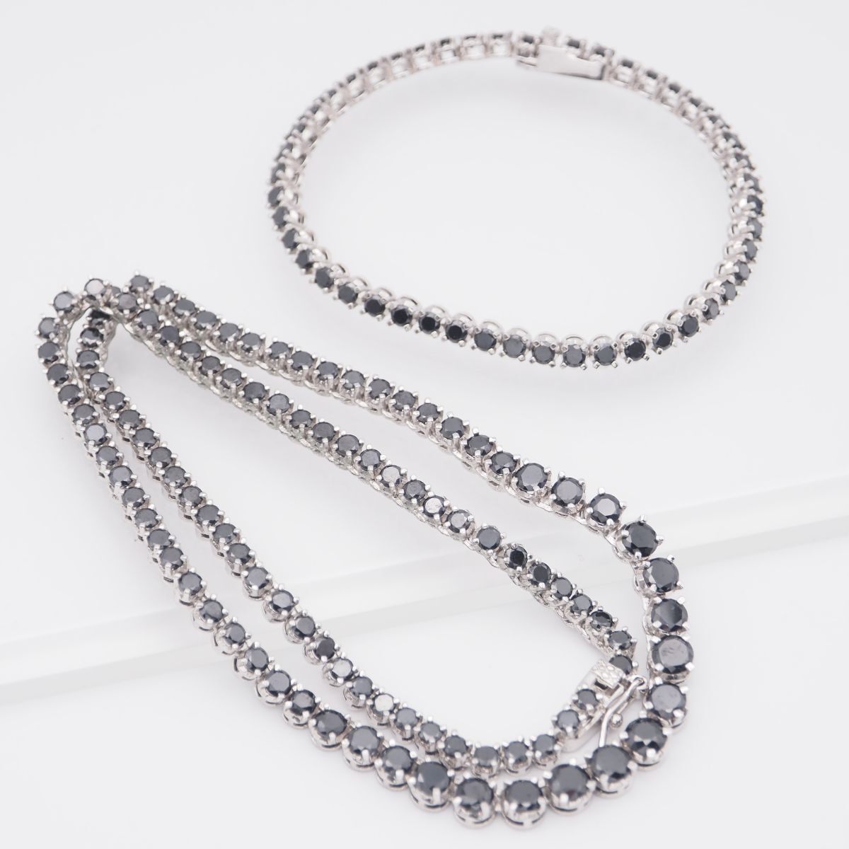 L188 ブラックダイヤモンド風 BF刻印 テニス ネックレス 割引