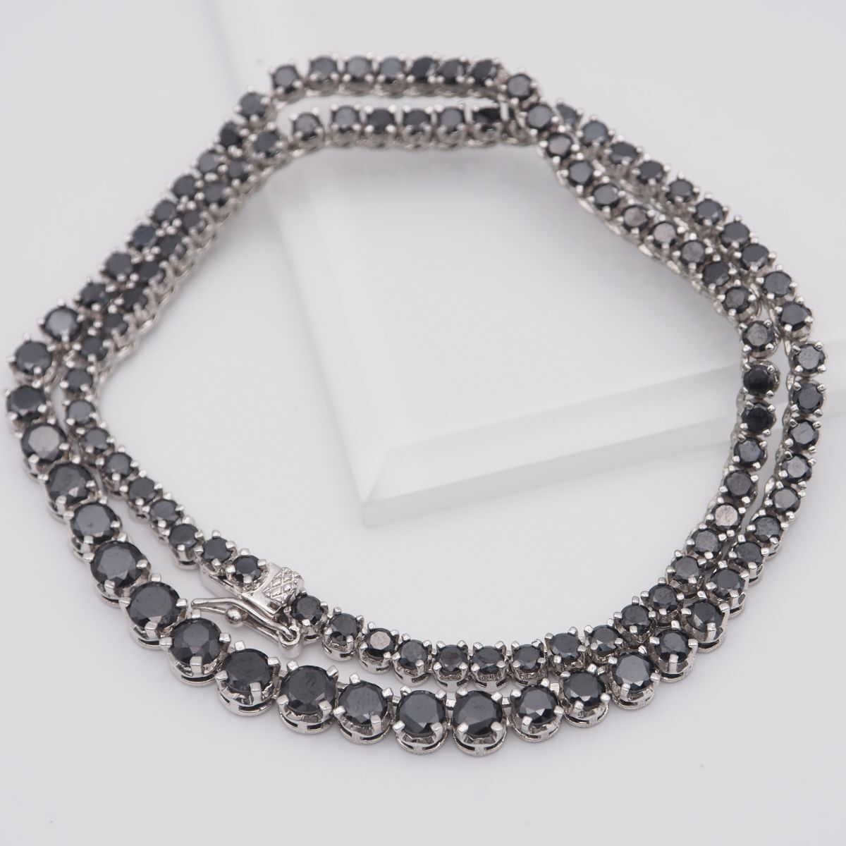 L188 ブラックダイヤモンド風 BF刻印 テニス ネックレス 割引
