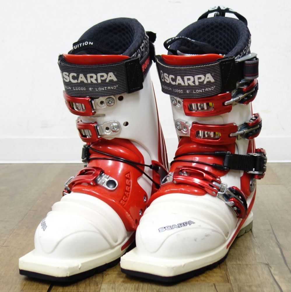 テレマークスキーブーツ　SCARPAスカルパT2 6シェル23cm程度　中古 テレマークスキーブーツ SCARPAスカルパT2 6シェル23cm程度 中古 2025