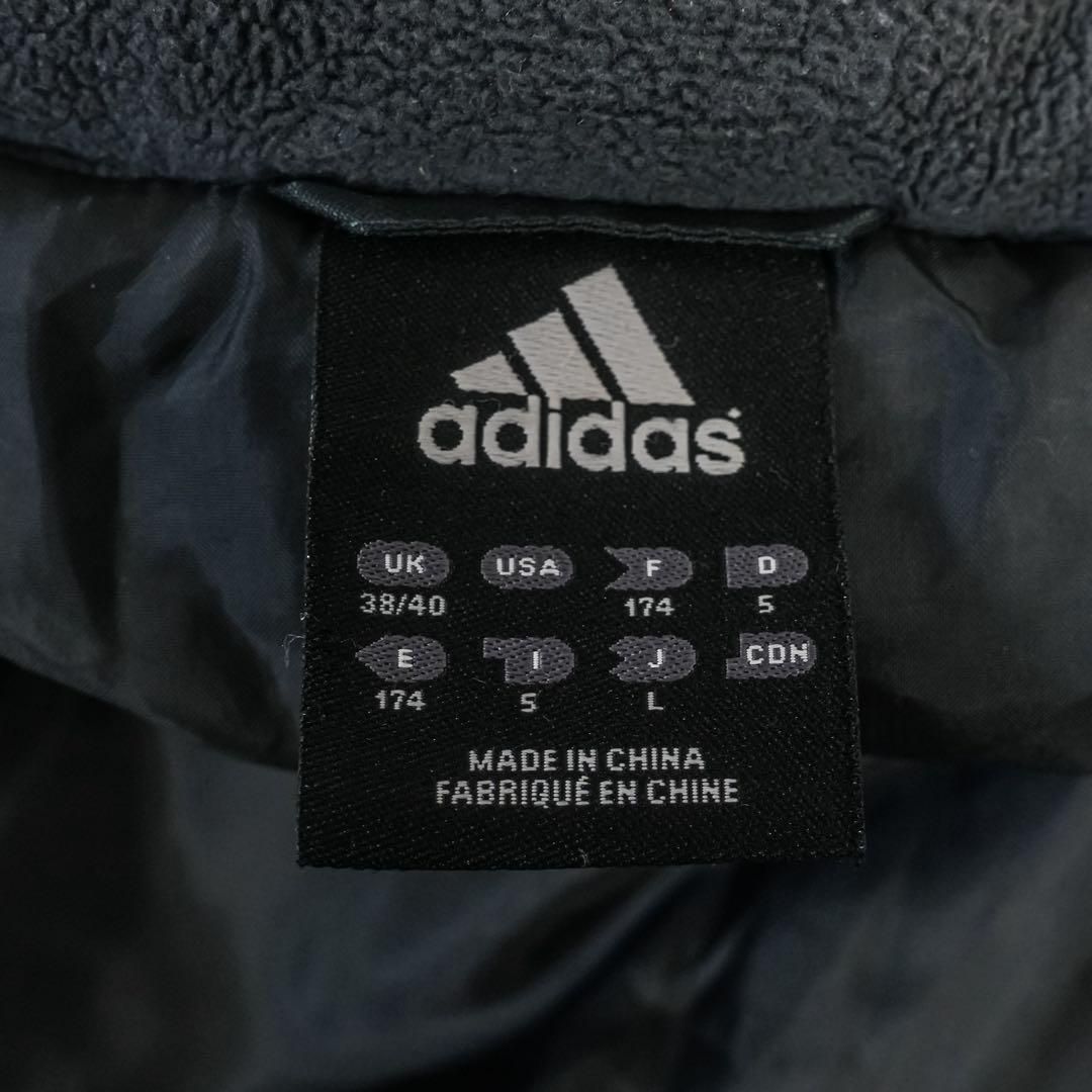 ☆美品☆ adidas レアル・マドリード ベンチコート 中綿 刺繍ロゴ L