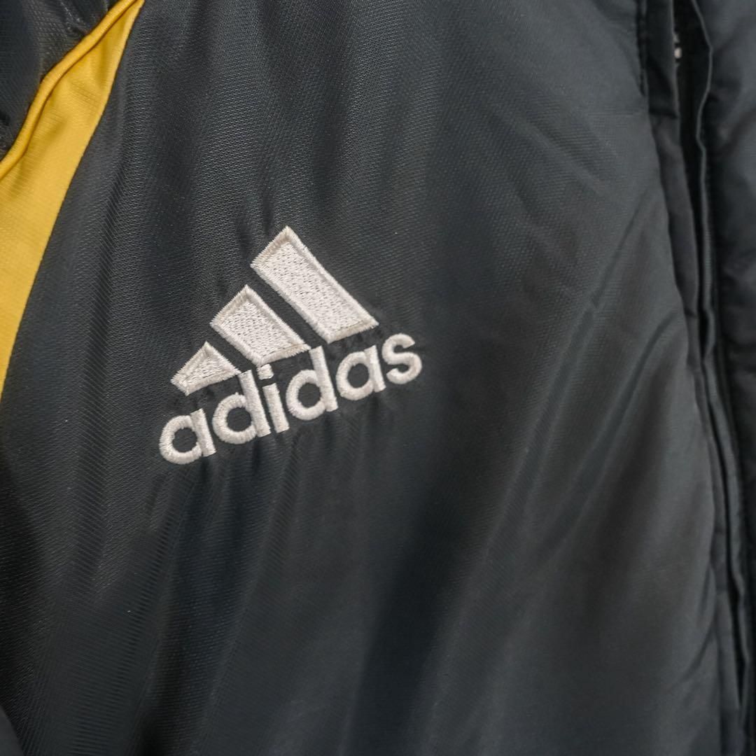 ☆美品☆ adidas レアル・マドリード ベンチコート 中綿 刺繍ロゴ L