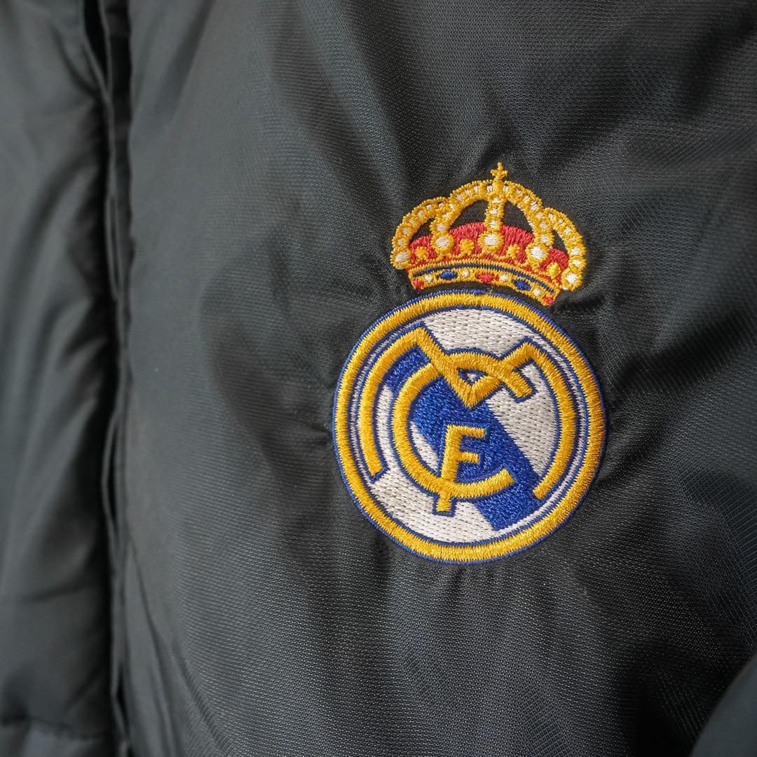 ☆美品☆ adidas レアル・マドリード ベンチコート 中綿 刺繍ロゴ L