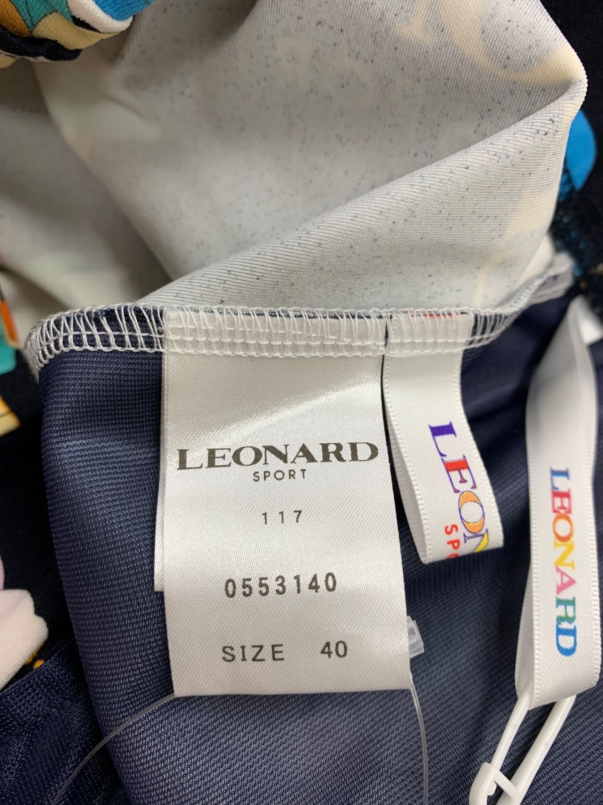 レオナールスポーツ 0553140 パンツ 40 ネイビー ロゴ フラワー