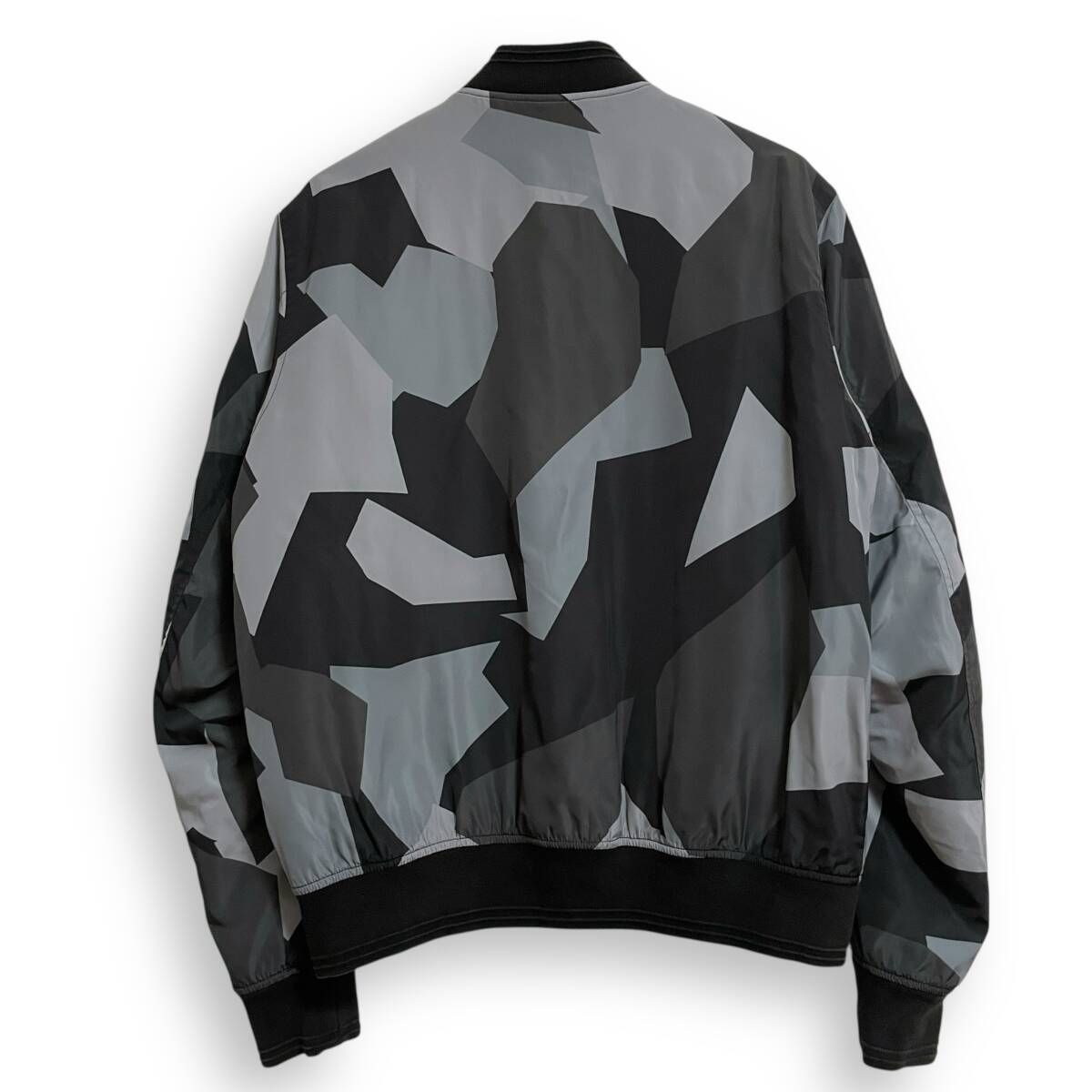 R2565/ DIESEL ディーゼル MA-1 ボンバージャケット カモフラ 迷彩