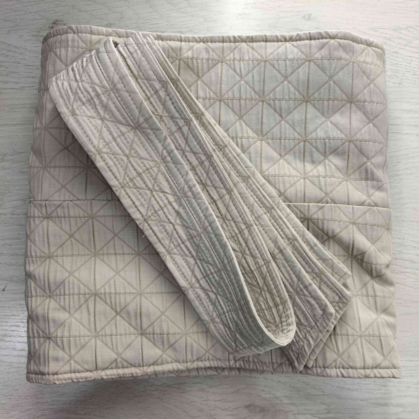 ユーズドフルギ USED古着 TAGEECHITA JAPAN DIAMOND CUT SCARF DOWN 