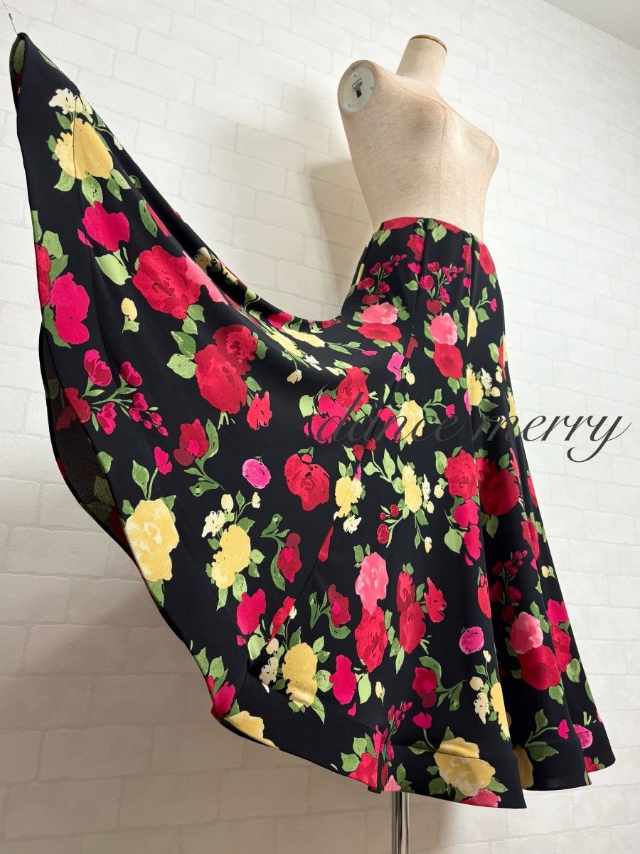 Lサイズ 新品 社交ダンス 黒 赤 黄色 ツーピース セットアップ