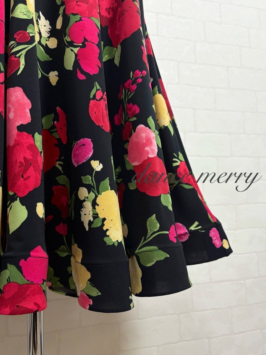 Lサイズ 新品 社交ダンス 黒 赤 黄色 ツーピース セットアップ