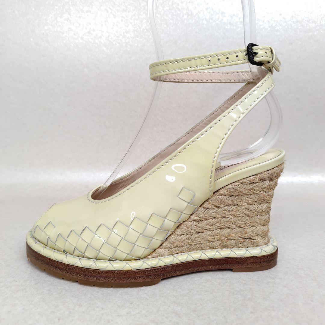 ★使用感少なめ★ボッテガ サンダル 35 イントレ ウエッジ エナメル 使用感少なめ美品 Bottega Veneta ボッテガヴェネタ サンダル 35