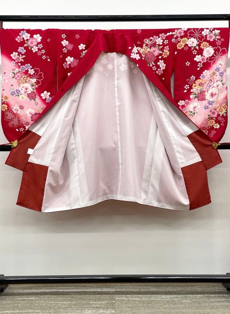 二尺袖 ポリエステル着物 金彩 紋意匠 雪輪に花 桜 袴用 MOP557 - メルカリ