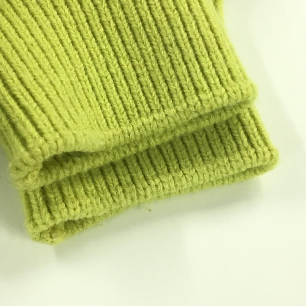 アルチビオ タートルネックセーター グリーンイエロー 身頃ケーブル