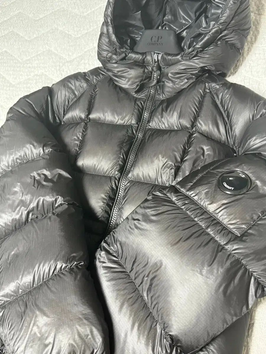 人気定番，安い C.P. Company(シー ピー カンパニー) CP Company DD Shell ダウン XL 新・最上級 ダウンジャケット
