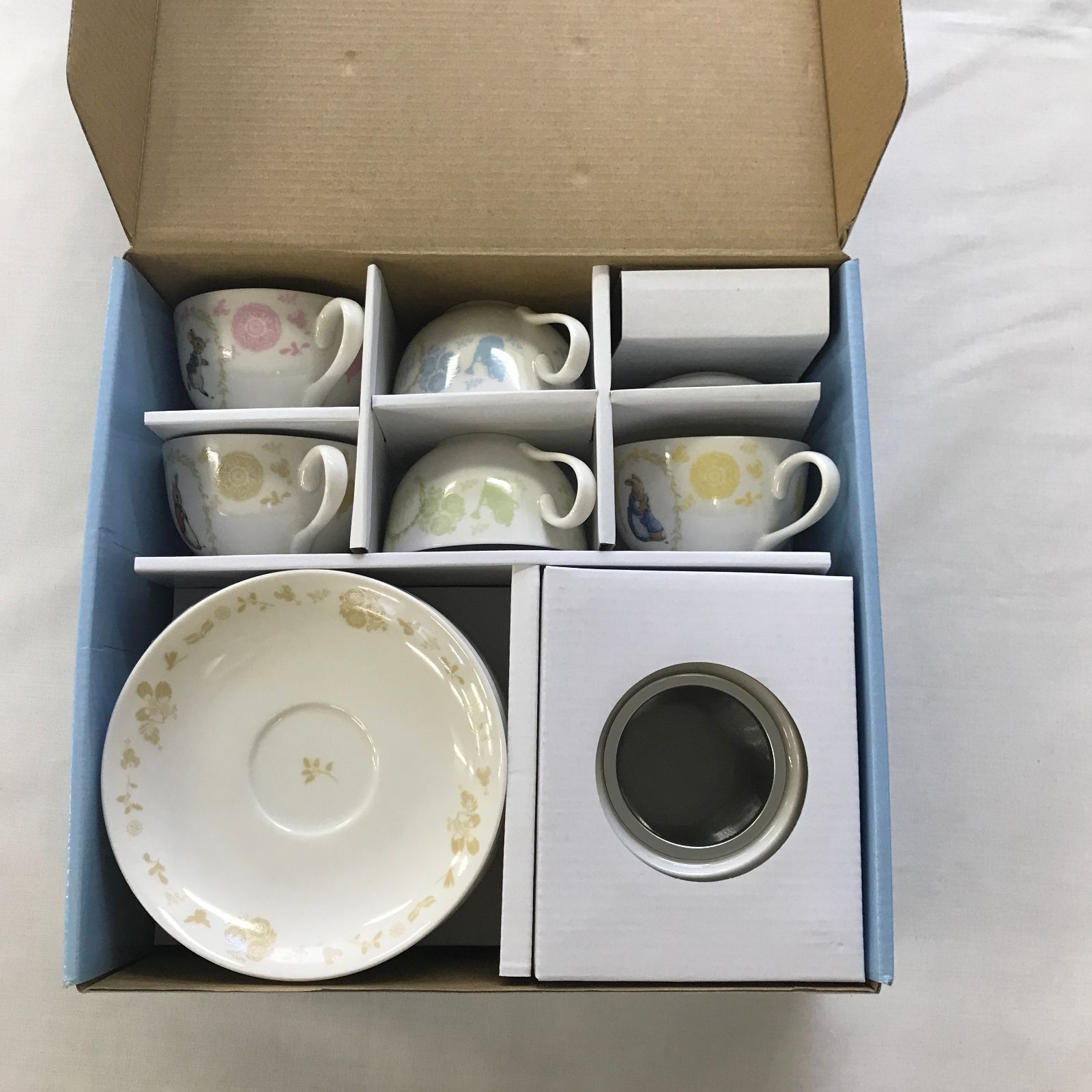 🐇 ピーターラビット ティーカップ＆ソーサー 5客セット - メルカリ