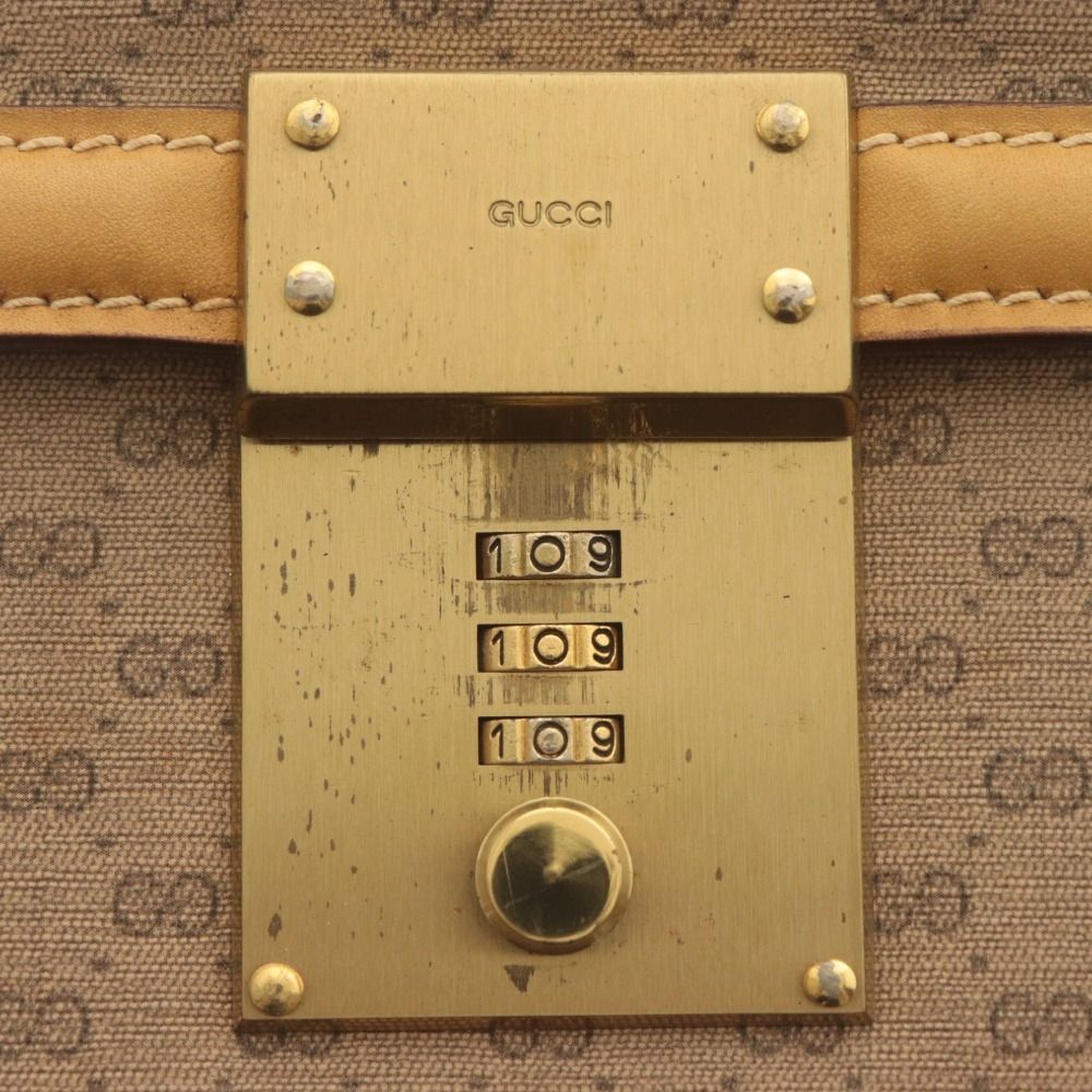 □ GUCCI ビジネスバッグ ブリーフケース 鞄 015.904.0467 革 レザー