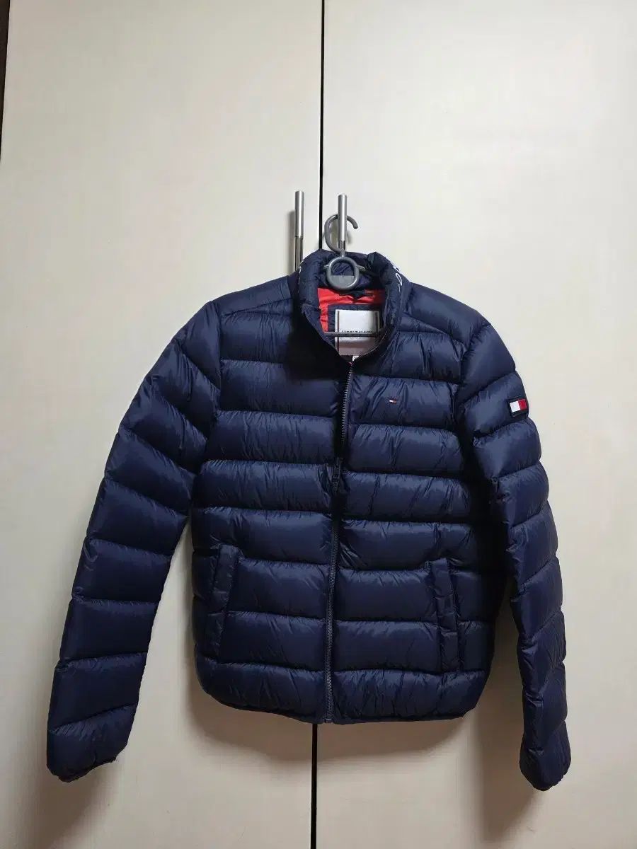 正規品，人気セール Tommy Hilfiger キッズ ネイビー 軽量 ダウン その他