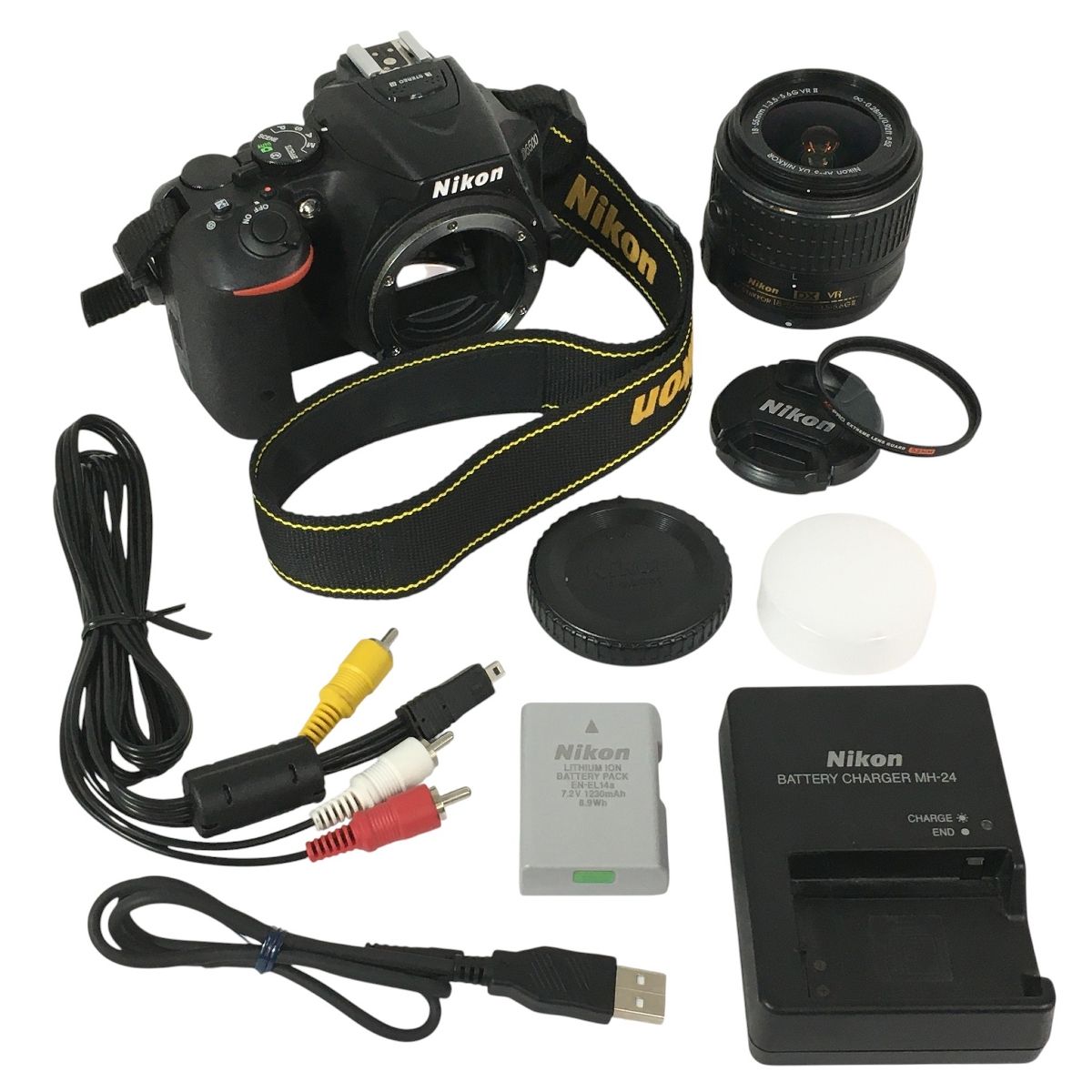 Nikon D5500 デジタル一眼レフカメラ AF-S DX NIKKOR 18-55mm レンズ