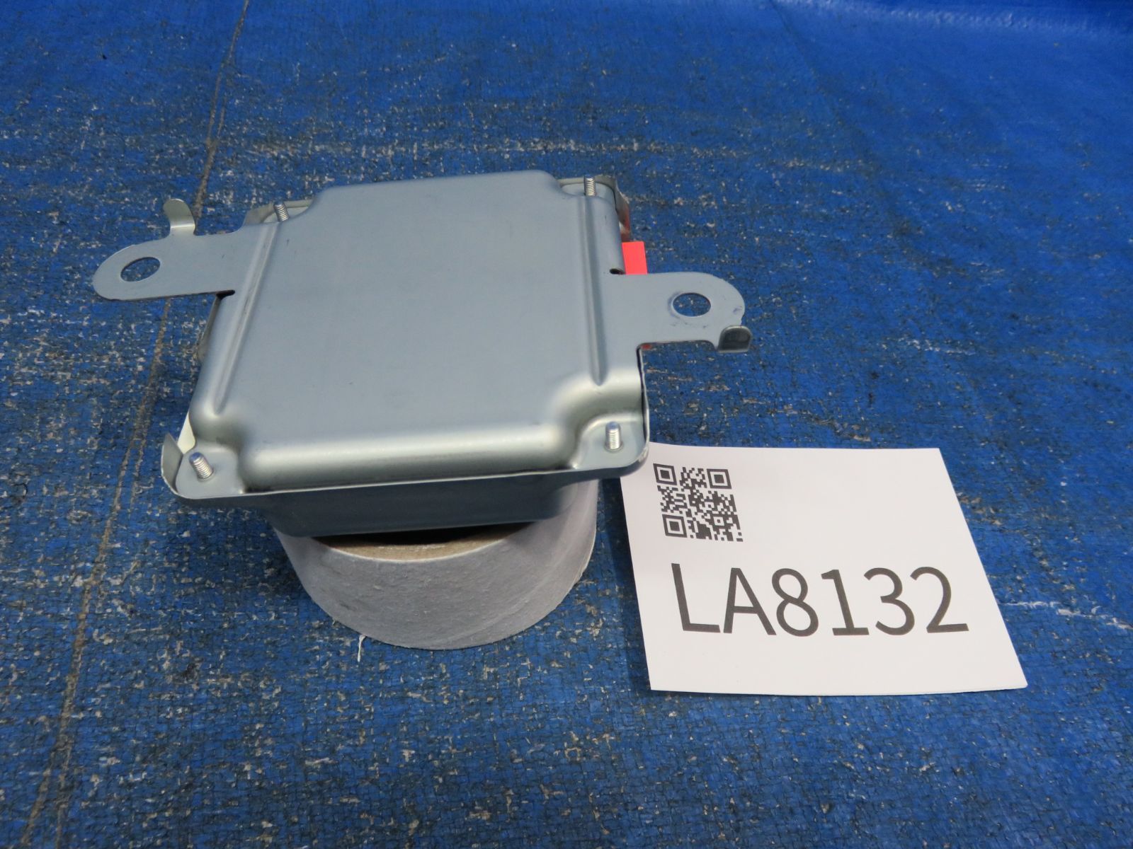 LA8132* 動作OK トヨタ 80系 ノア/ヴォクシー ZWR80W ハイブリッド