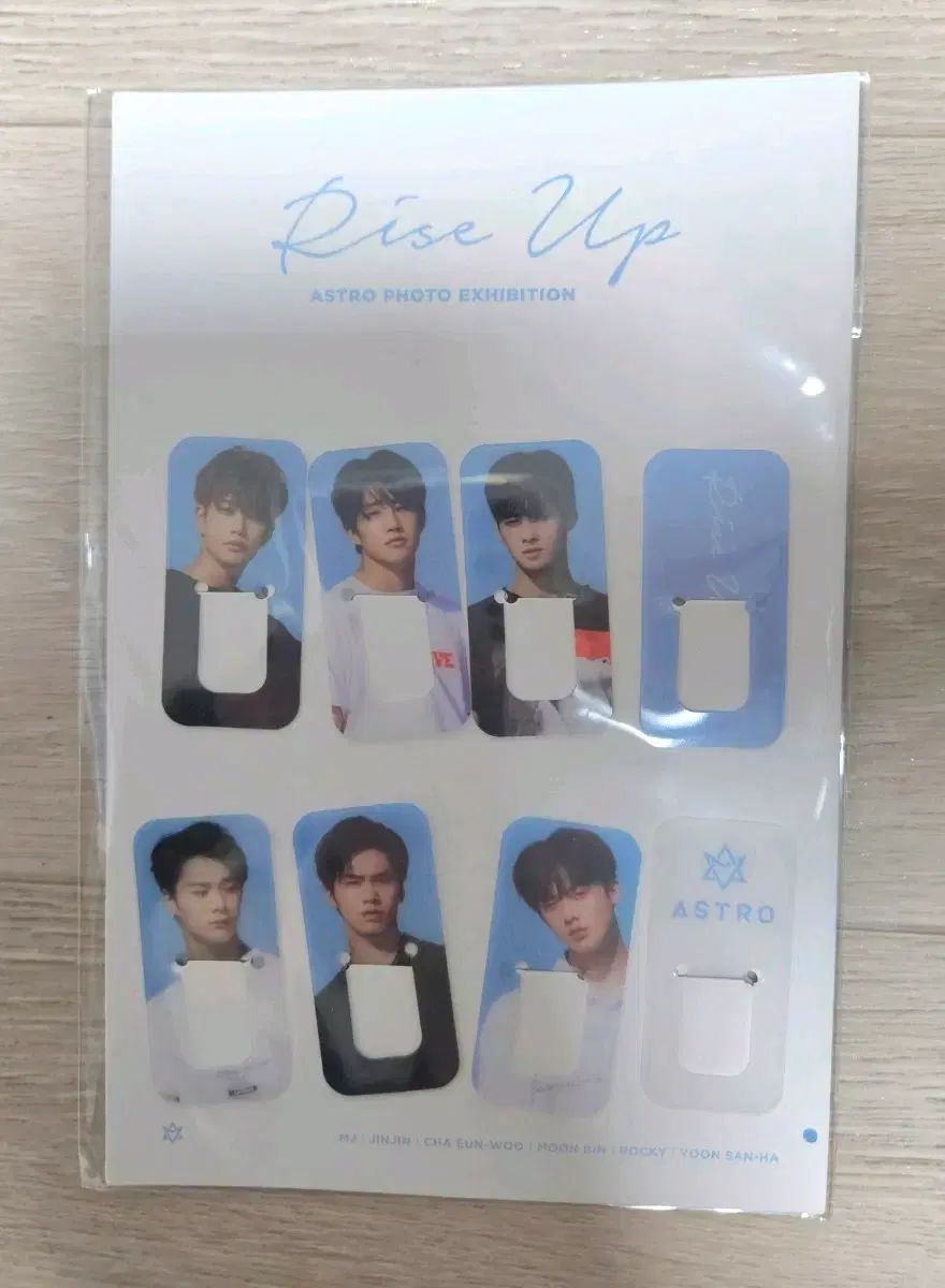 まとめ ASTRO（アストロ） ブックマーク rise up 展示会 - メルカリ