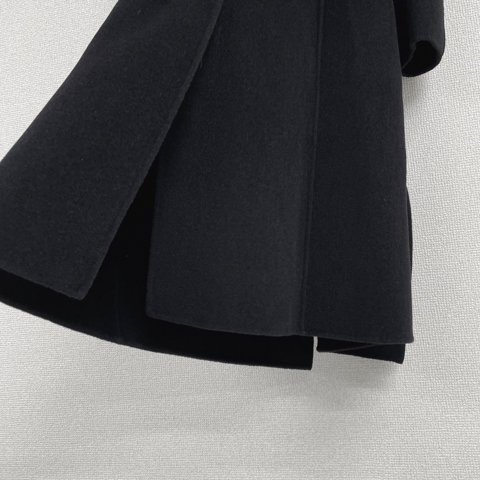 【美品】マックスマーラ ロングコート アンゴラ カシミヤ ダブル マキシ丈 黒 極美品✨マックスマーラ コート マキシ丈 アンゴラ 大きいサイズ 42 XL