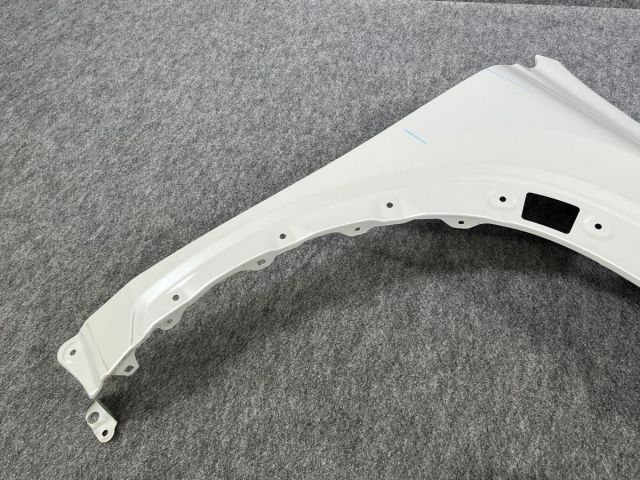 レクサス NX200/NX300 AGZ10 AYZ10 AGZ15 AYZ15 純正 右フェンダー RH