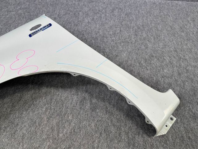 ポンダー スイフト ZC53S ZC83S 純正 左フェンダー ウインカー穴あり 57711