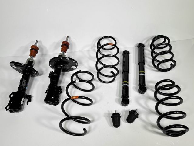 車 美品/低走行 ヴェルファイア AGH30W 後期 純正 ストラット/サス 