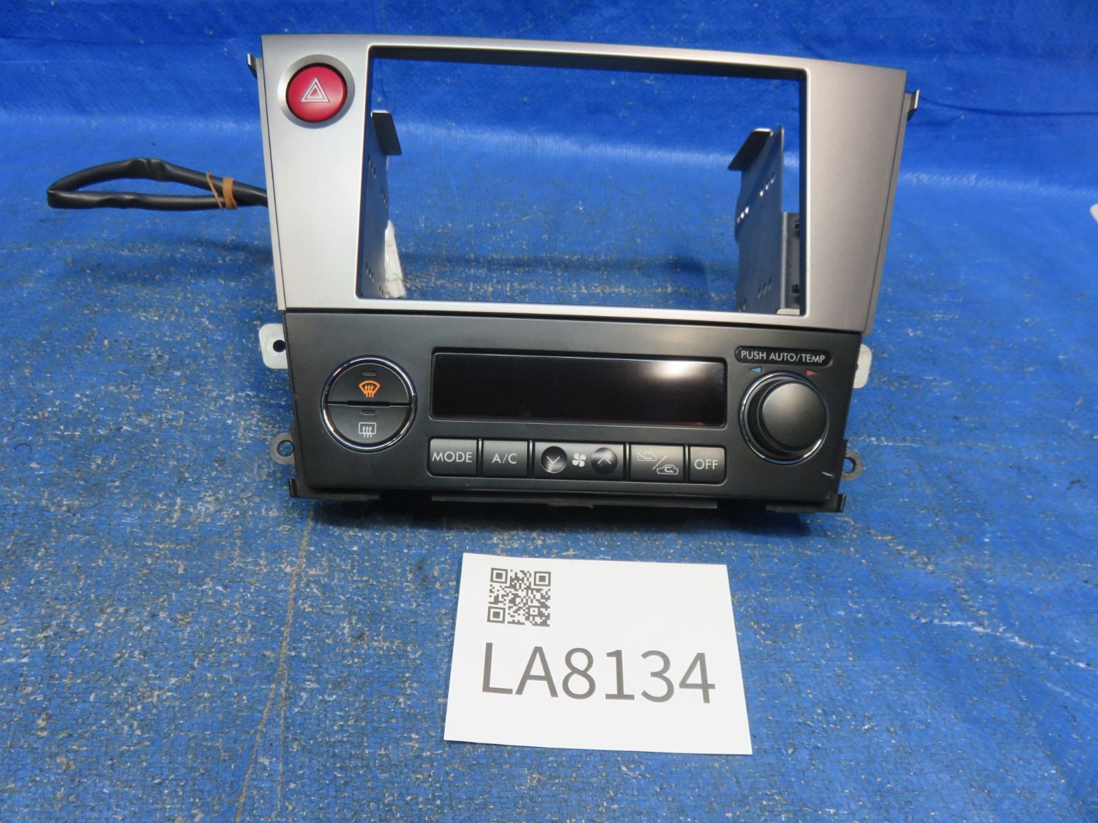 LA8134* 動作OK スバル BP5 BL5 レガシィ 前期 センターパネル/ナビ