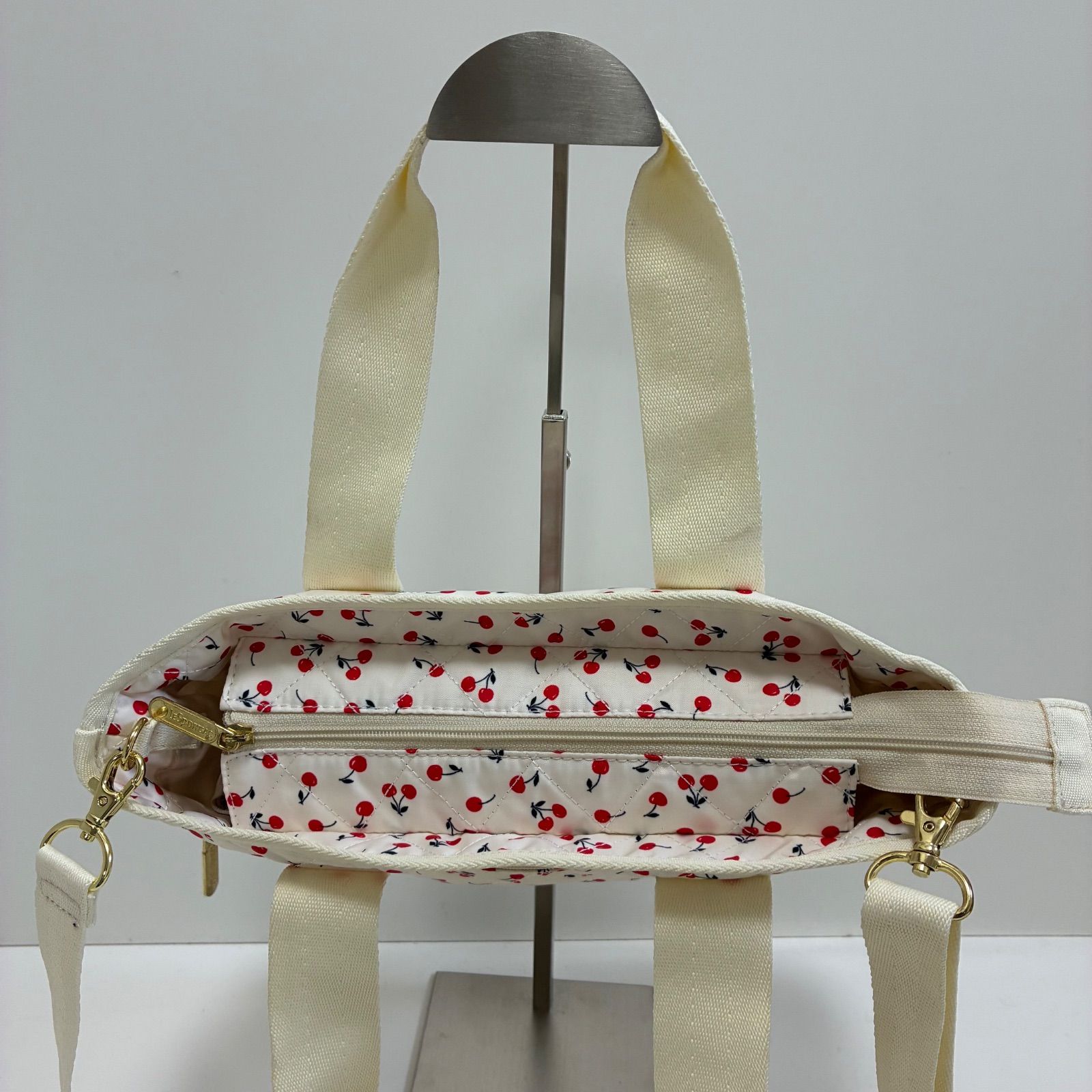 LeSportsac レスポートサック☆神崎恵さんコラボ キルティング