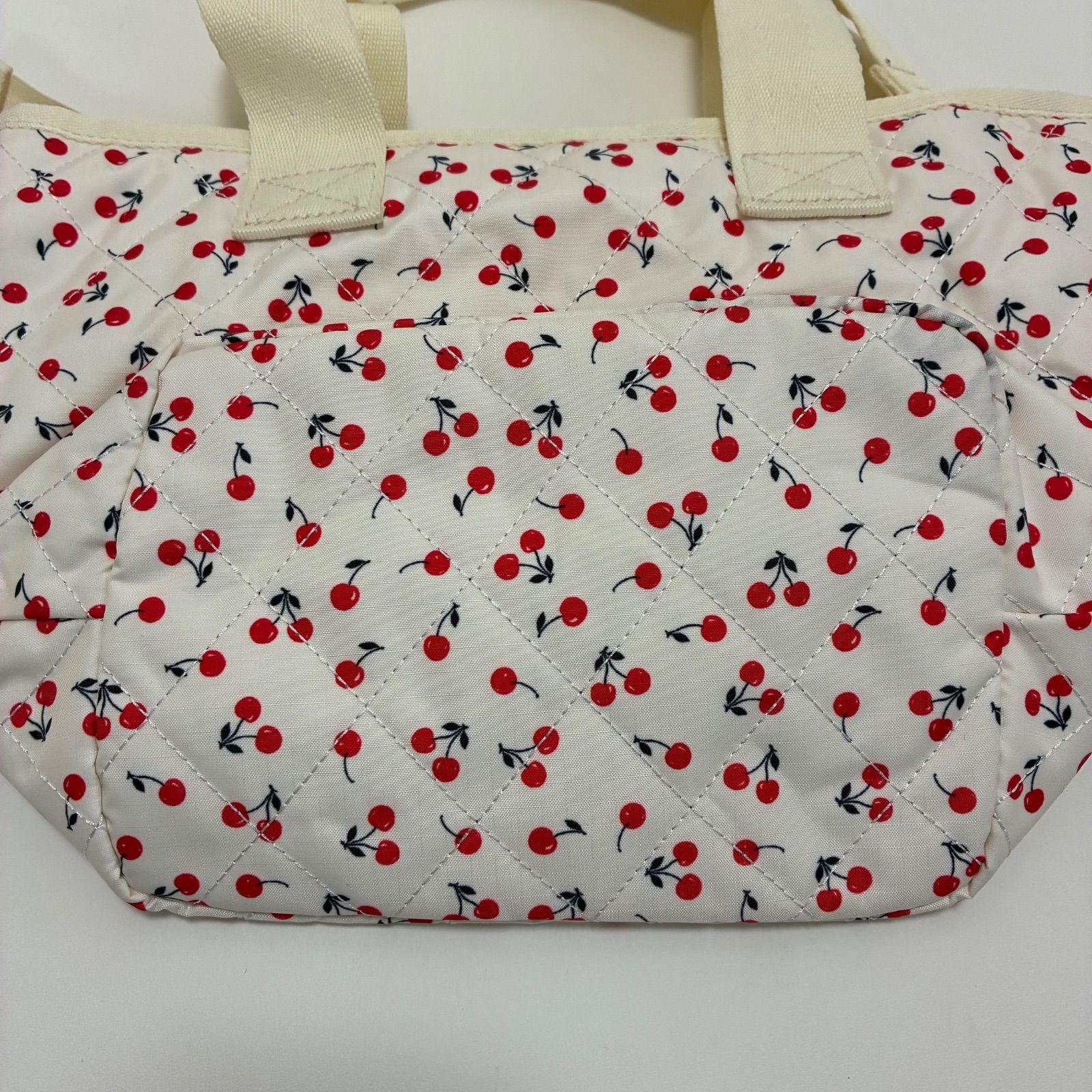 神崎恵 レスポートサック 新品未使用 トートバッグ チェリー柄 新品未使用・タグ付き】レスポートサック 神崎恵さん コラボ チェリー