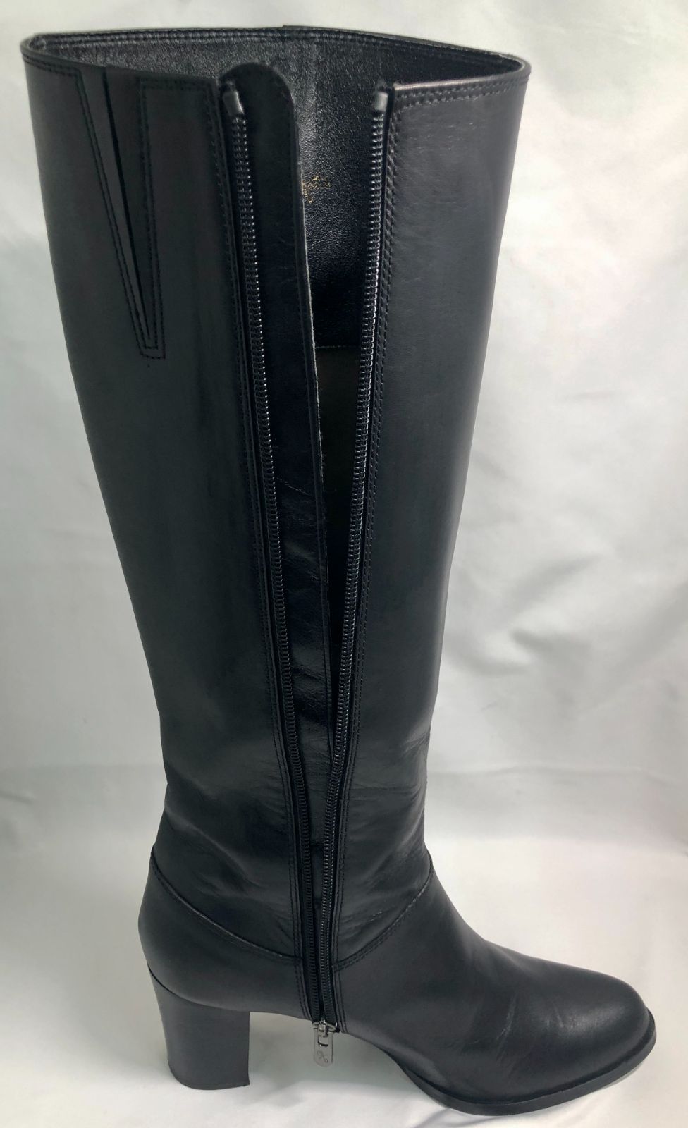 【試着のみ美品】銀座かねまつロングブーツ（グレー）ローヒール・24.0センチ 銀座かねまつ グレー スエード ロング ブーツ 23cm - メルカリ