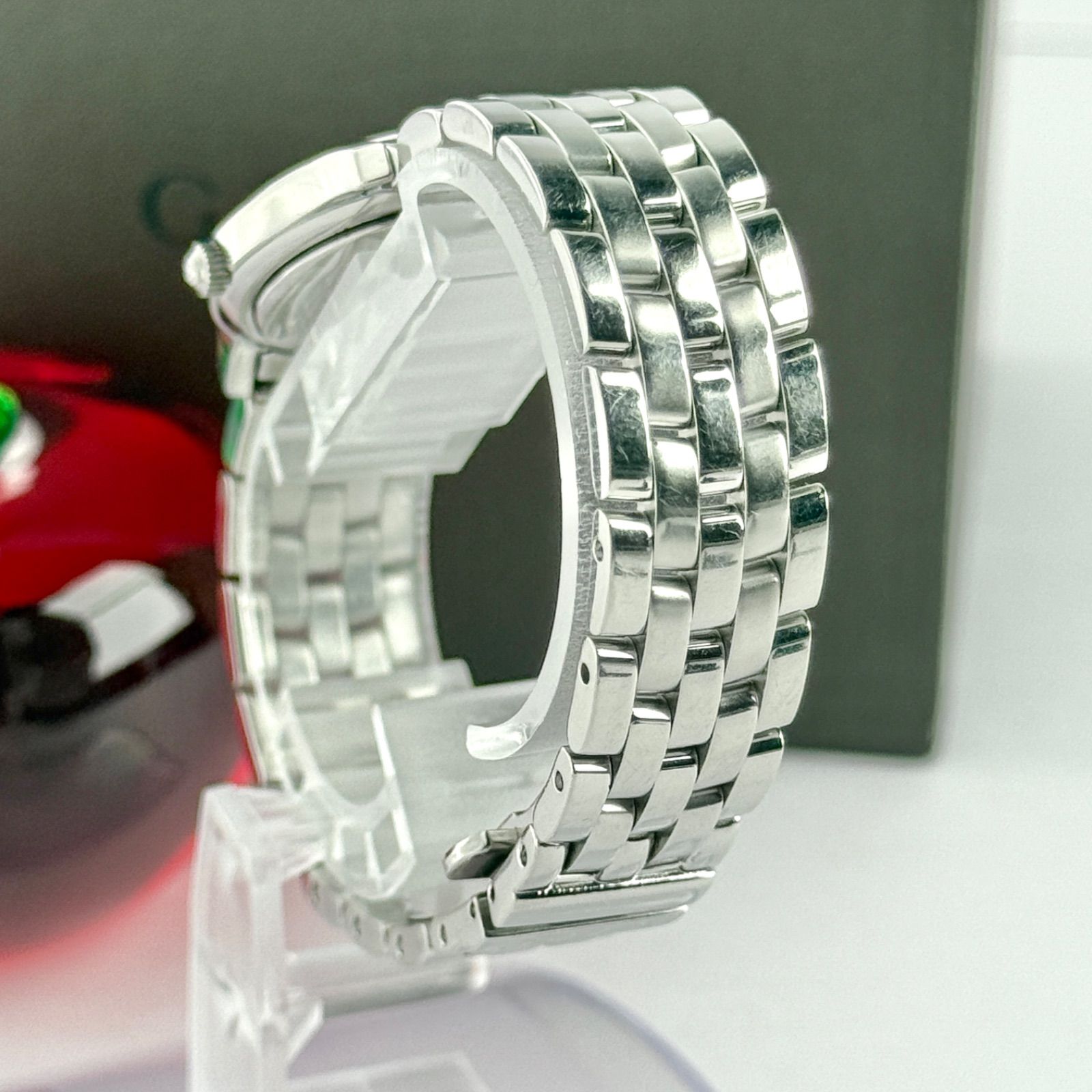 グッチ 5500L デイト 箱付き 新品電池 レディース 腕時計 206 - メルカリ