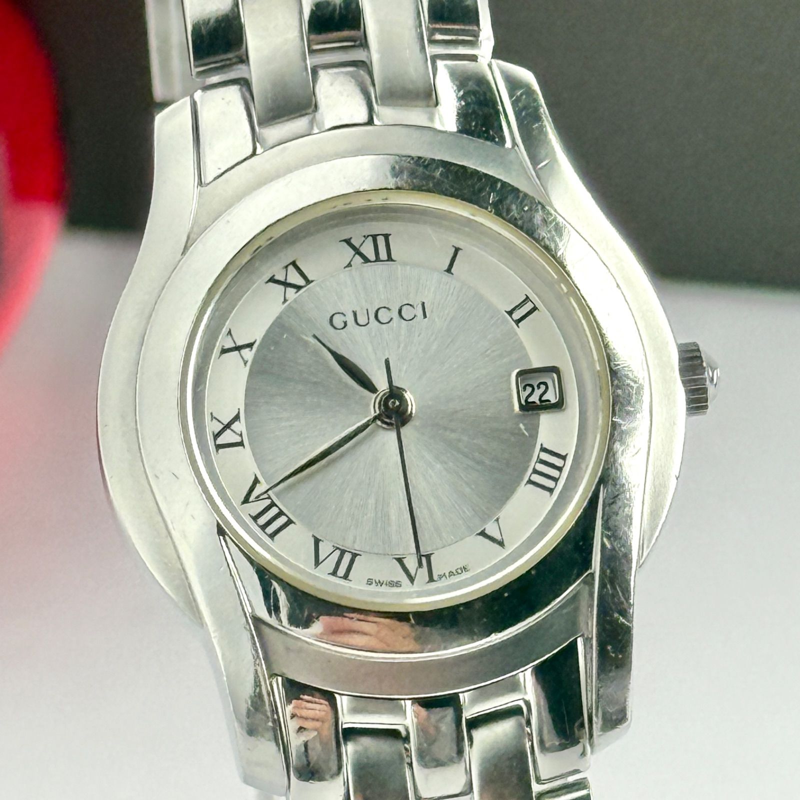 グッチ 5500L デイト 箱付き 新品電池 レディース 腕時計 206 - メルカリ