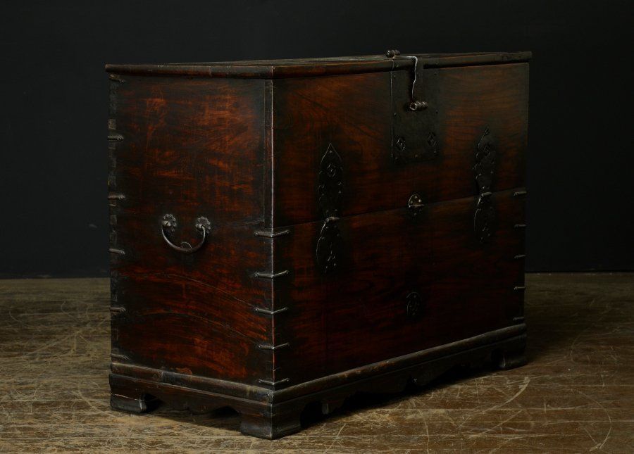 蔵A5710】朝鮮古美術 李朝箪笥 バンダジ 鉄金具 - メルカリ