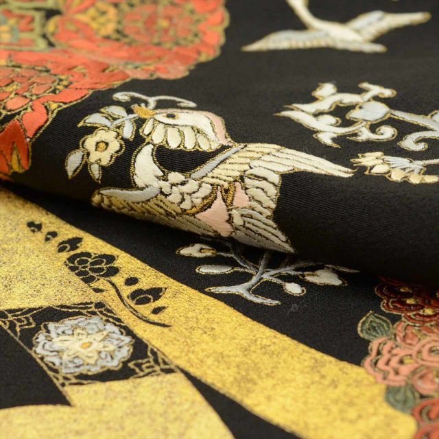 中古】 黒留袖 袋帯 正絹 比翼付き 金駒刺繍 身丈165cm L 裄66cm 黒色