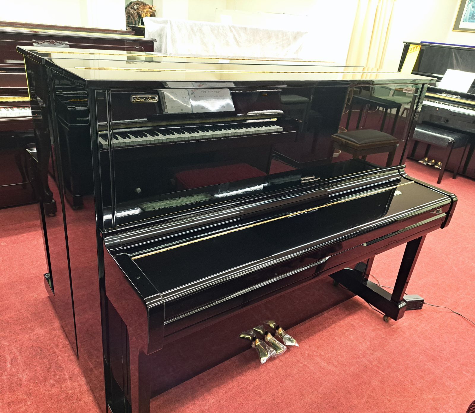 送料込み・クリーニング済み】ヤマハ 中古ピアノ サイレント付 U100SX 