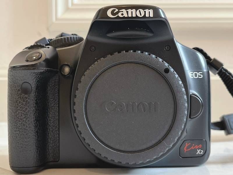 Canon EOS Kiss X2（DS126181） レンズ18-55 EOS Kiss X2 キヤノン デジタル一眼 CANON レンズキット 中古 新品SD