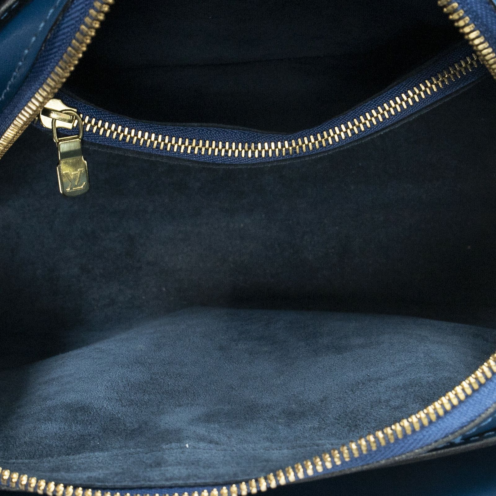 LOUIS エピ ポンヌフ LV 1997年製 トレドブルー中古レディース [中古] LOUIS VUITTON ルイヴィトンポンヌフ青エピA