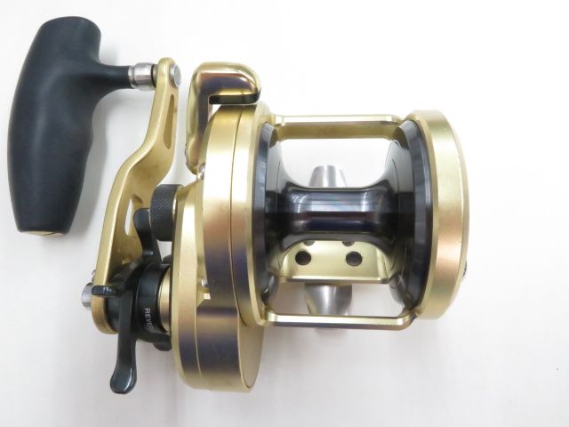 シマノ 14オシアジガーリミテッド 3000HG (01-8308150013) - メルカリ