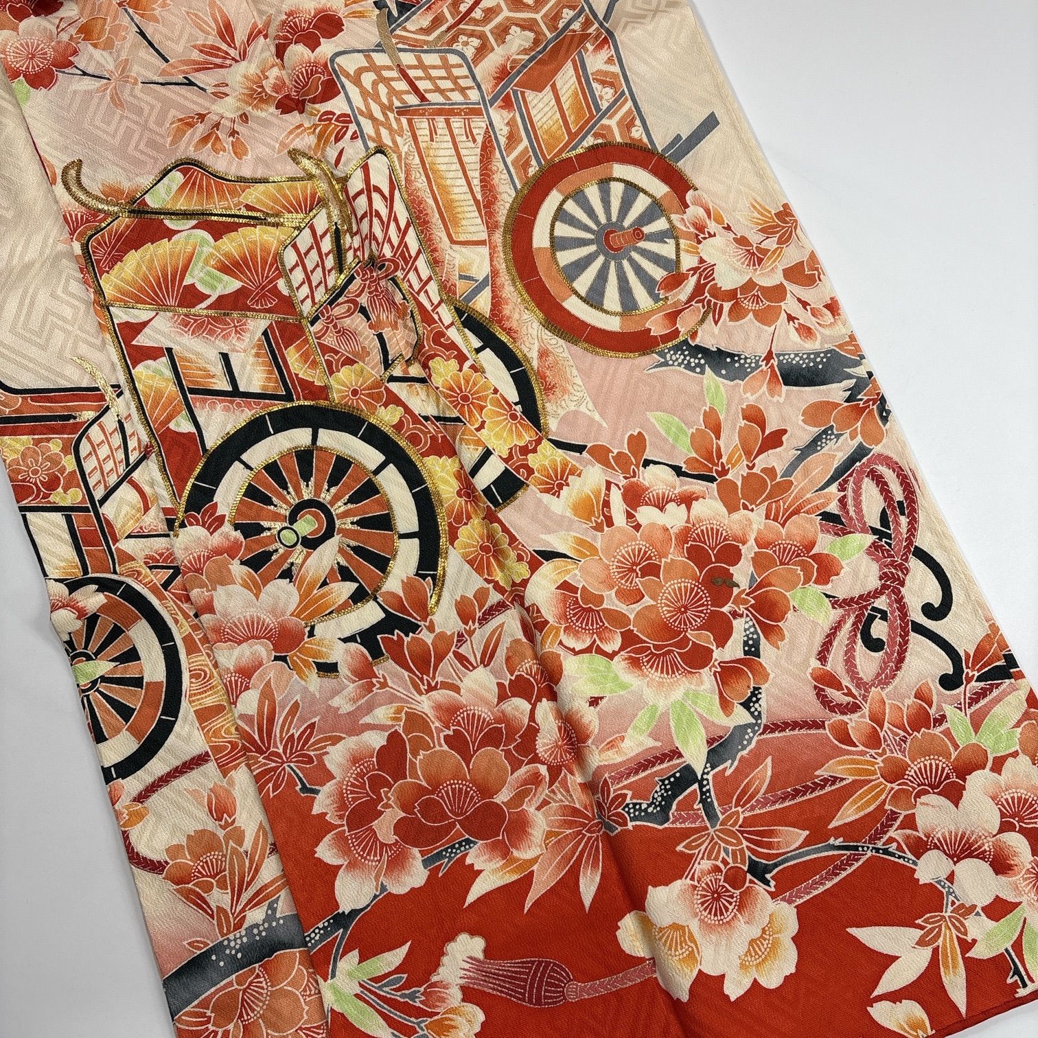 【きものリメイク素材】正絹振袖　10枚　まとめ売り　ハンドメイド向け きものリメイク素材】正絹振袖10枚 まとめ売り ハンドメイド向け