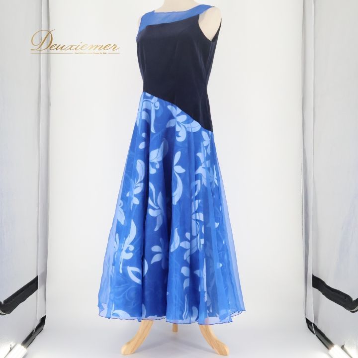 【美品 日本製 フラダンス衣装】ライトブルー ALOHA STANDARDS 美品 日本製 フラダンス衣装】ライトブルー ALOHA STANDARDS