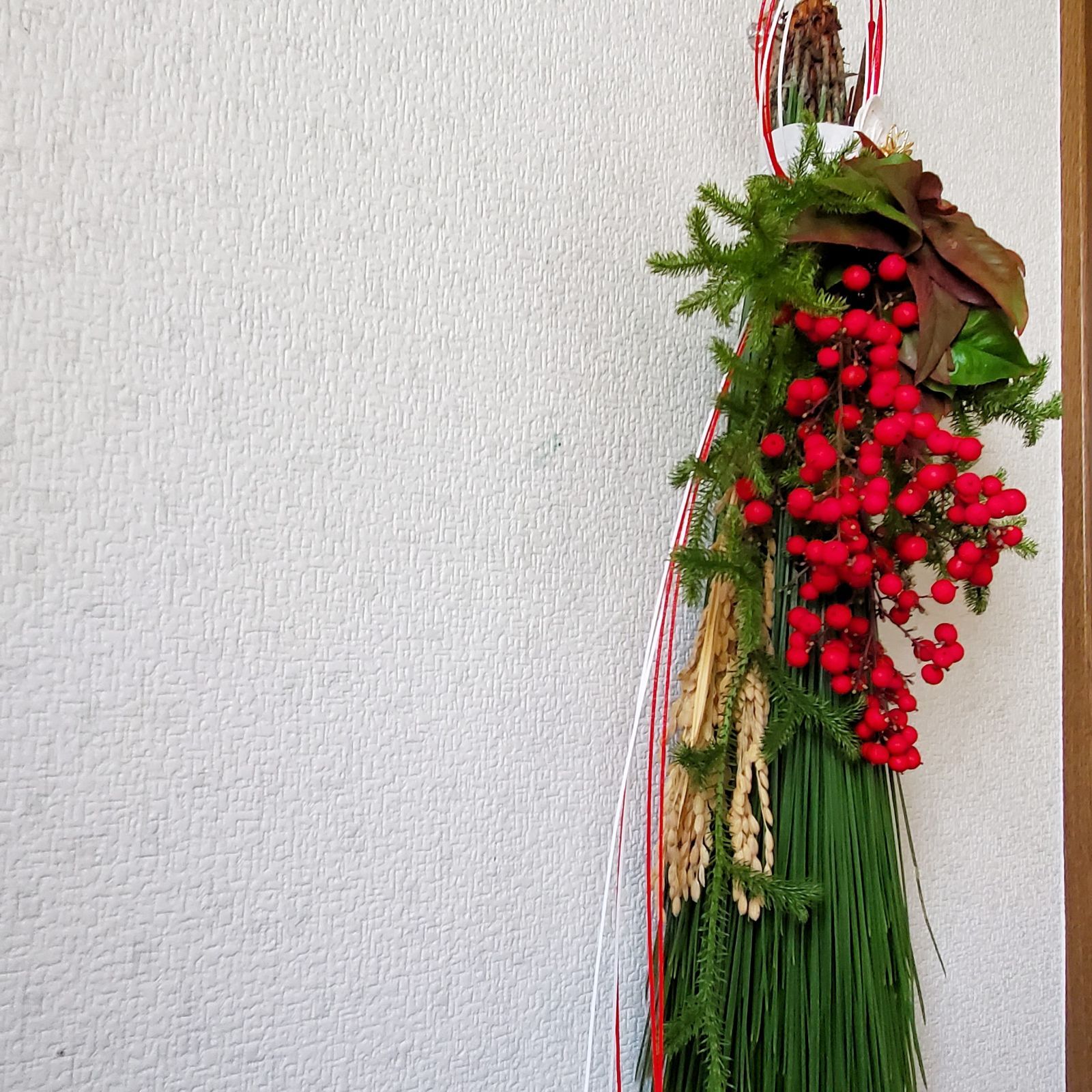 No4 大王松のお正月飾り～南天とおたふく南天を添えて～ しめ飾り 正月