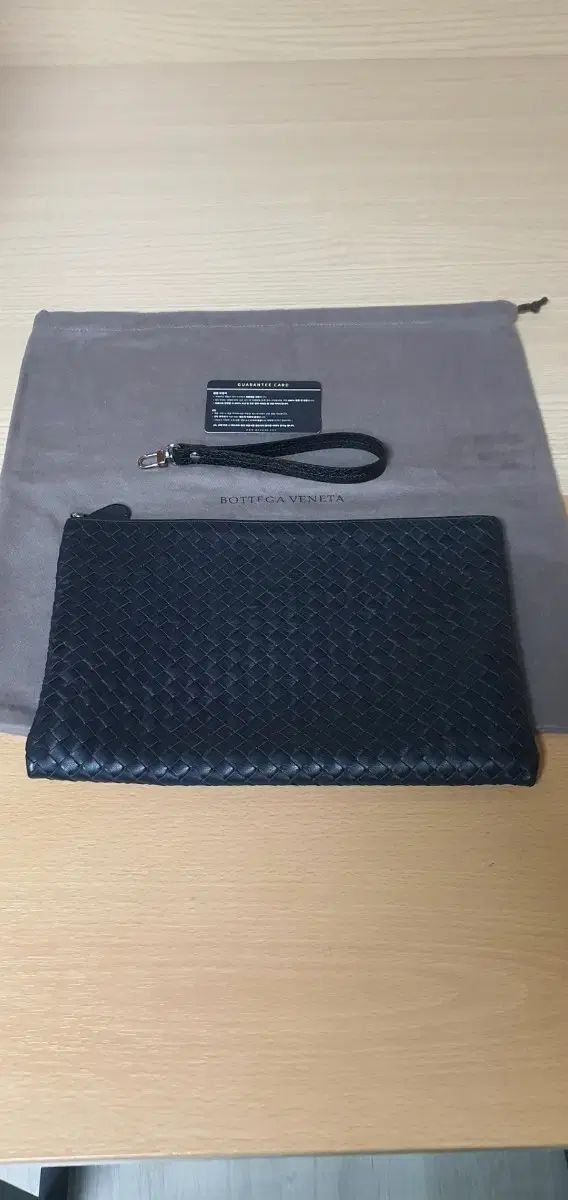 ボッテガ・ヴェネタ クラッチバッグ/クラッチバッグ ほぼ新品 正規品 (保証書O)