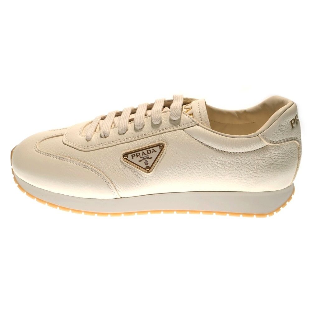 未使用　プラダ　36　スニーカー　23cm相当　メタルロゴ　メタルプレート PRADA (プラダ) メタルロゴプレート レザーローカットスニーカー