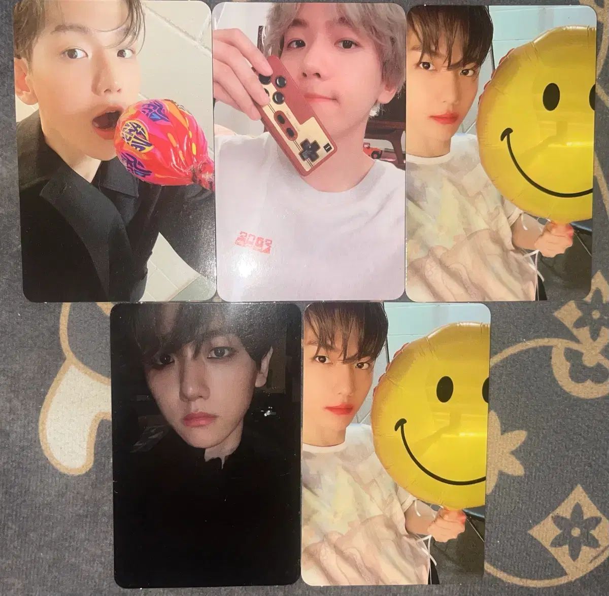 exo ベッキョン City Lights Delight ホログラム トレカ EXO ベッキョン BAEKHYUN ホログラムフォトカードセット まとめ売り